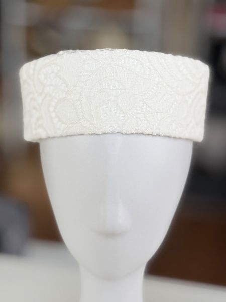 Шляпа таблетка с кружевом D.Hats Белая 3015597837 фото