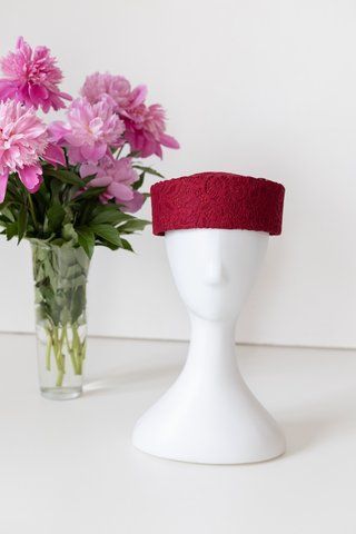 Шляпа таблетка с кружевом D.Hats Бордовая 3093121477 фото