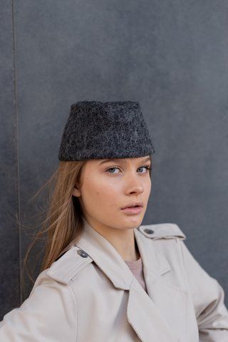 Пилотка из шерсти D.Hats серого цвета 2375104850 фото