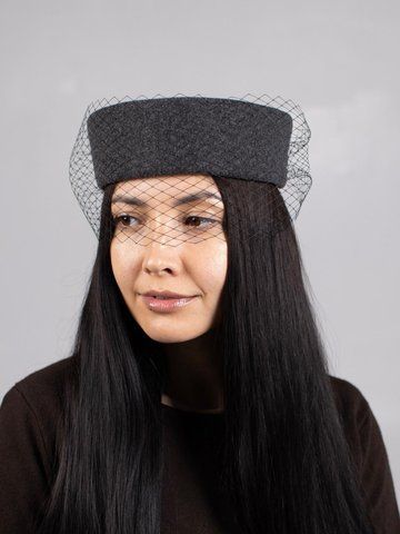Шляпа таблетка кашемировая с вуалью D.Hats темно серого цвета 2870515714 фото