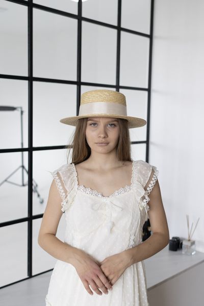 Канотье шляпка соломенная D.Hats с молочной лентой 2689674799 фото