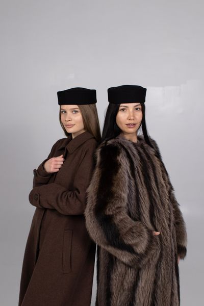 Шляпа таблетка кашемировая D.Hats черного цвета 2863050974 фото